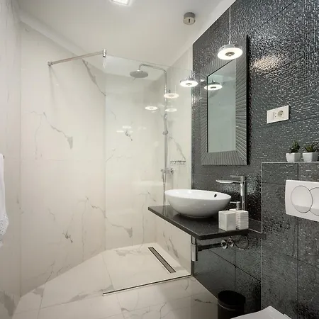 Вілла Beachfront Sevid With Heated Pool And Jacuzzi *